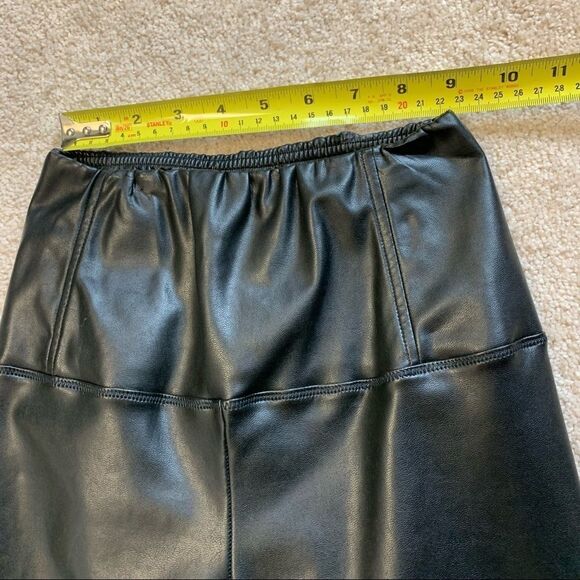 ARITZIA Wilfred Free Black Daria Faux leather leggings high waisted XS - Picture 5 of 11